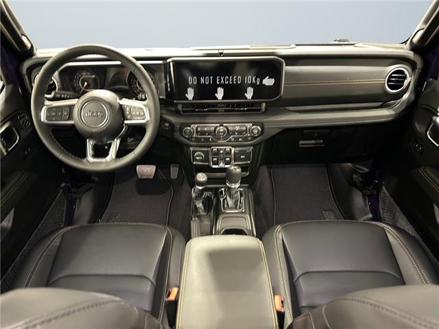 2026 Jeep Wrangler Sahara (Stk: 41030) in Lethbridge - Image 10 of 15