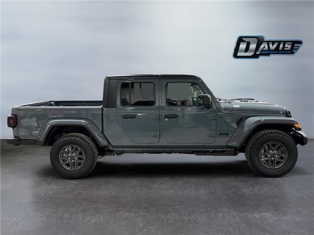 2026 Jeep Gladiator Sport S (Stk: 41034) in Lethbridge - Image 6 of 15