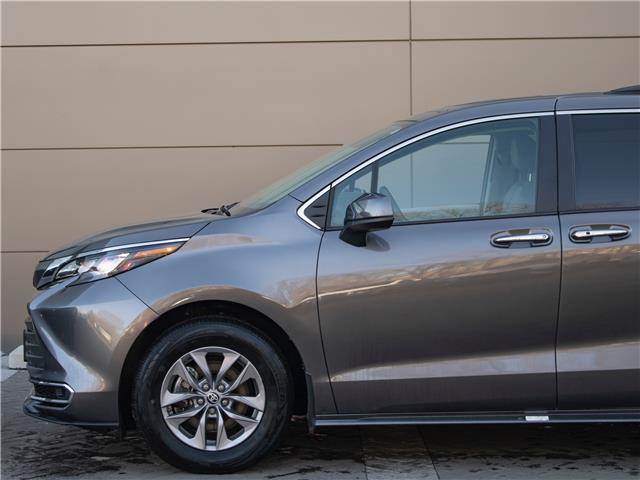 2024 Toyota Sienna XLE 8-Passenger (Stk: PR1435) in Windsor - Image 4 of 28