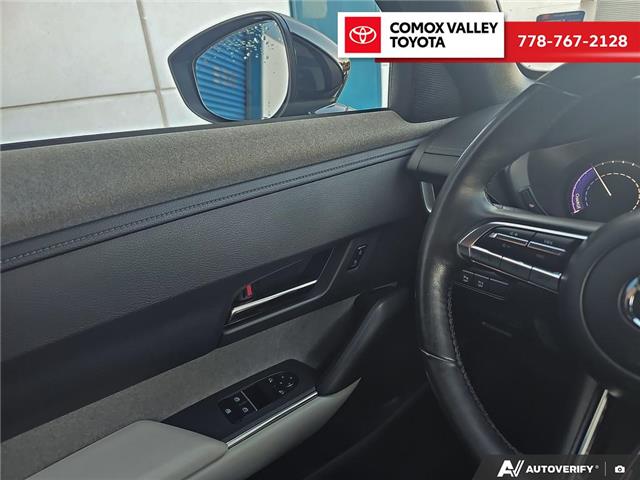 2022 Mazda MX-30 EV  (Stk: ST105091A) in Courtenay - Image 17 of 25