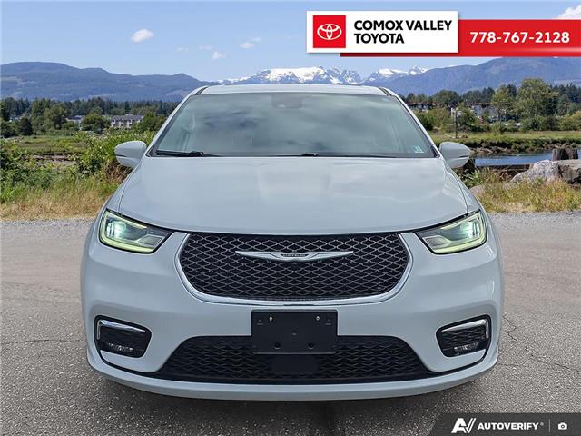 2022 Chrysler Pacifica Hybrid Touring-L (Stk: P3624) in Courtenay - Image 2 of 25