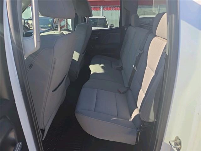 2019 Chevrolet Silverado 1500 LD Silverado Custom (Stk: U3976) in Hanover - Image 5 of 12