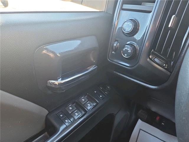 2019 Chevrolet Silverado 1500 LD Silverado Custom (Stk: U3976) in Hanover - Image 9 of 12