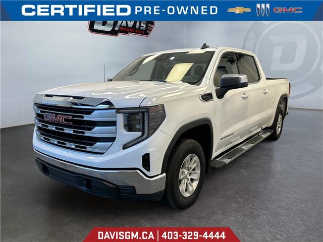 2023 GMC Sierra 1500 SLE 1GTUUBED1PZ249670 301424 in Lethbridge