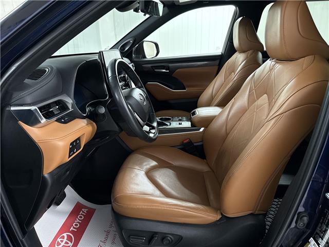 2023 Toyota Highlander Hybrid Limited (Stk: 11U4383) in Markham - Image 15 of 39 2023 Toyota Highlander Hybrid Limited (Stk: 11U4383) in Markham - Image 15 of 39