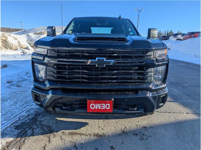 2026 Chevrolet Silverado 2500HD Custom (Stk: 26107) in Haliburton - Image 2 of 18