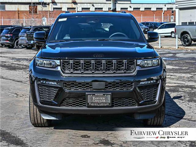 2026 Jeep Grand Cherokee L Base (Stk: TC2646) in Burlington - Image 2 of 34