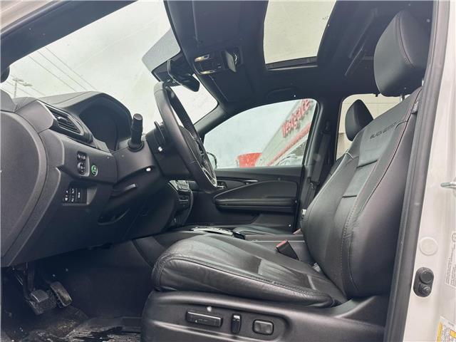 2022 Honda Pilot Black Edition (Stk: S0081AZ) in London - Image 13 of 35