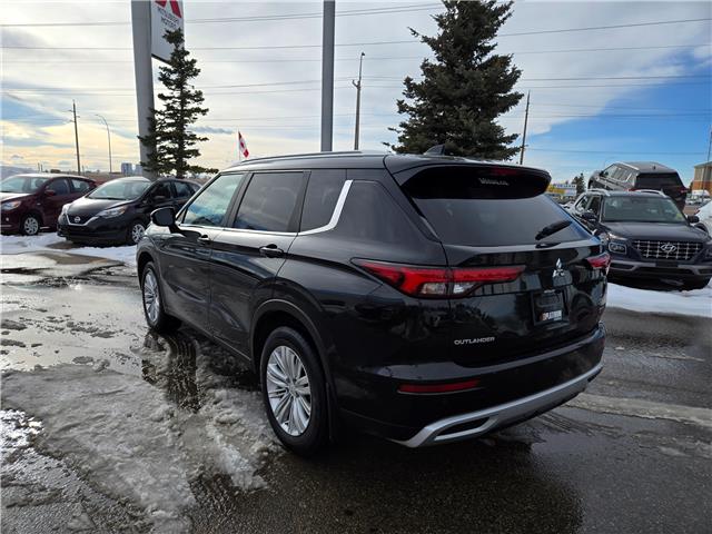 2024 Mitsubishi Outlander LE (Stk: 8989) in Calgary - Image 5 of 25