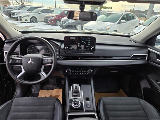 2024 Mitsubishi Outlander LE (Stk: 8989) in Calgary - Image 11 of 25
