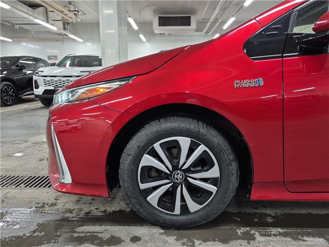 2018 Toyota Prius Prime Upgrade (Stk: 10U6453) in Markham - Image 10 of 32