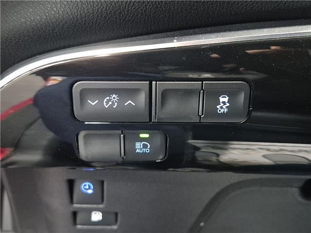 2018 Toyota Prius Prime Upgrade (Stk: 10U6453) in Markham - Image 25 of 32