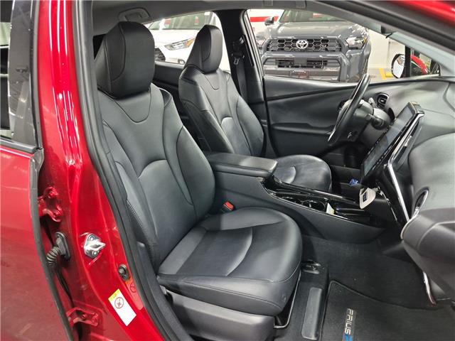 2018 Toyota Prius Prime Upgrade (Stk: 10U6453) in Markham - Image 31 of 32