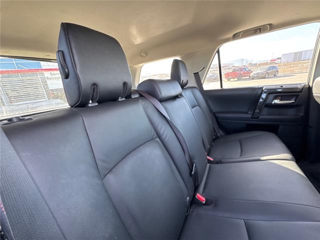 2021 Toyota 4Runner Base (Stk: 5861138W) in Cranbrook - Image 12 of 22