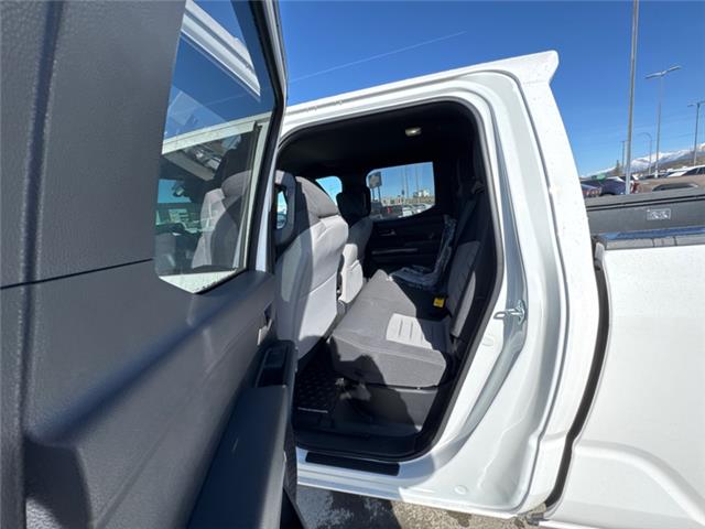 2026 Toyota Tacoma Base (Stk: T114238) in Cranbrook - Image 13 of 19