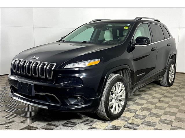 2017 Jeep Cherokee Overland (Stk: X3644A) in London - Image 1 of 35