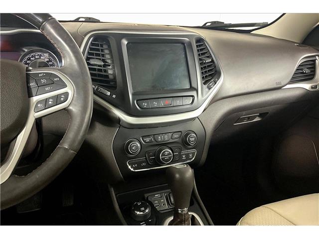 2017 Jeep Cherokee Overland (Stk: X3644A) in London - Image 6 of 35