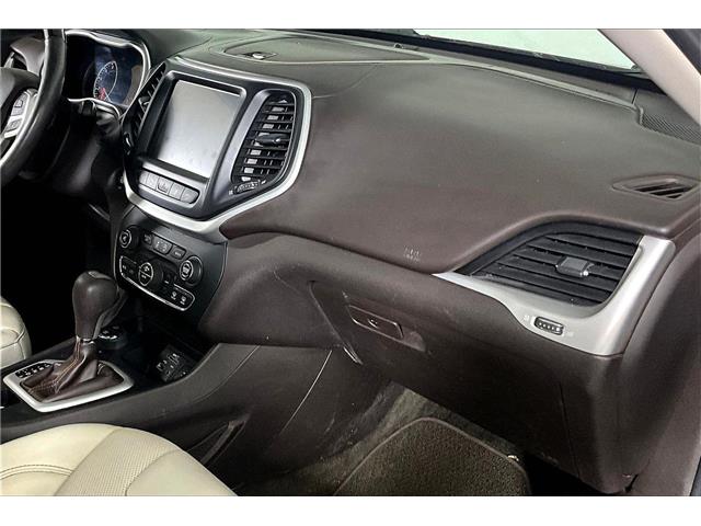 2017 Jeep Cherokee Overland (Stk: X3644A) in London - Image 16 of 35