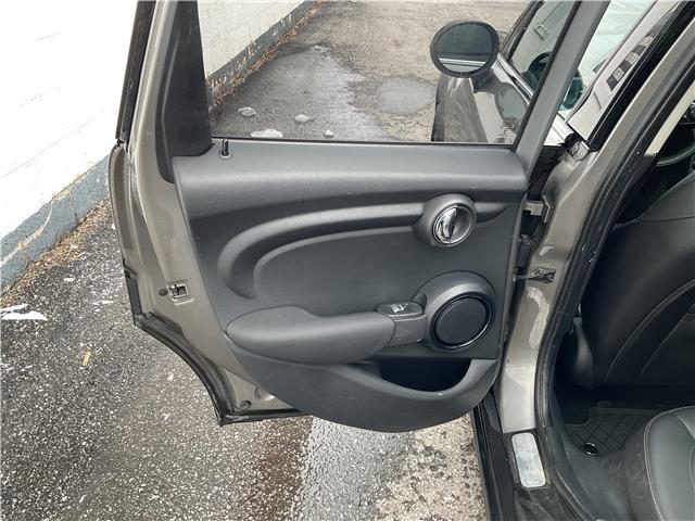 2019 MINI 5 Door Cooper (Stk: 251503A) in Ottawa Central - Image 19 of 22