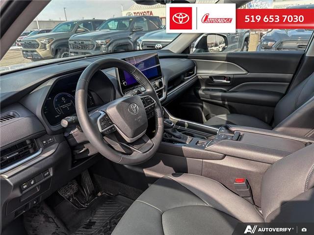 2025 Toyota Grand Highlander Hybrid XLE (Stk: 2602251) in Cambridge - Image 13 of 25