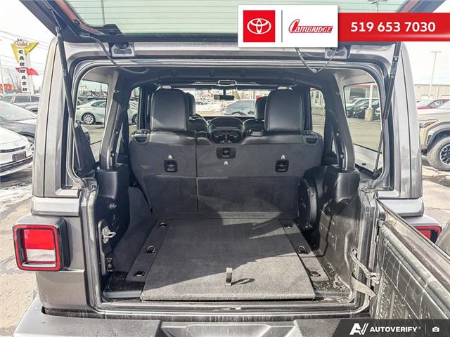 2021 Jeep Wrangler Unlimited Sahara (Stk: 2602081) in Cambridge - Image 12 of 25 2021 Jeep Wrangler Unlimited Sahara (Stk: 2602081) in Cambridge - Image 12 of 25