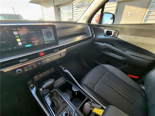 2025 Kia Sorento EX AWD (Stk: Z3608A) in St. Catharines - Image 14 of 33