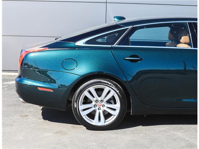 2019 Jaguar XJ (Stk: PJ18464) in London - Image 7 of 41 2019 Jaguar XJ (Stk: PJ18464) in London - Image 7 of 41