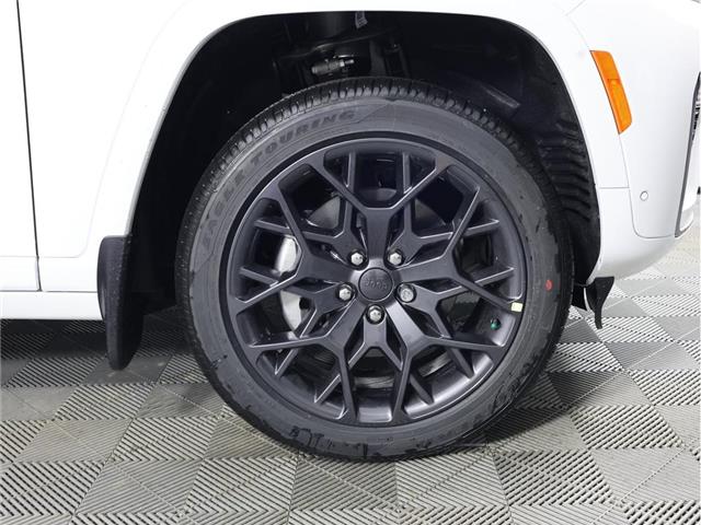 2026 Jeep Grand Cherokee L Base (Stk: 26J074) in Calgary - Image 4 of 20