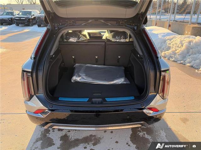 2026 Cadillac OPTIQ Sport (Stk: 2-13224) in Oshawa - Image 9 of 21