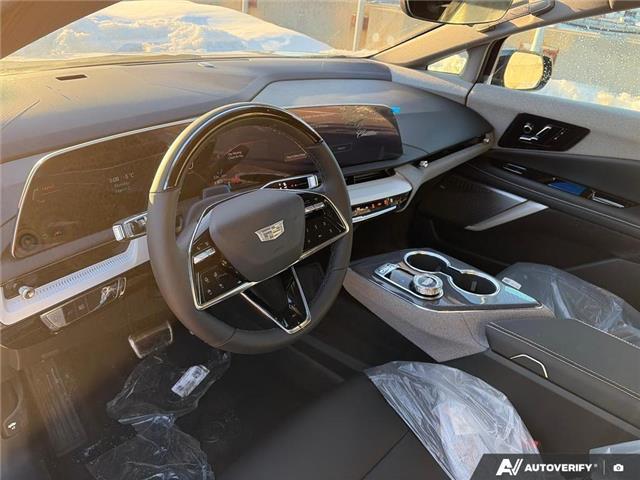 2026 Cadillac OPTIQ Sport (Stk: 2-13224) in Oshawa - Image 11 of 21