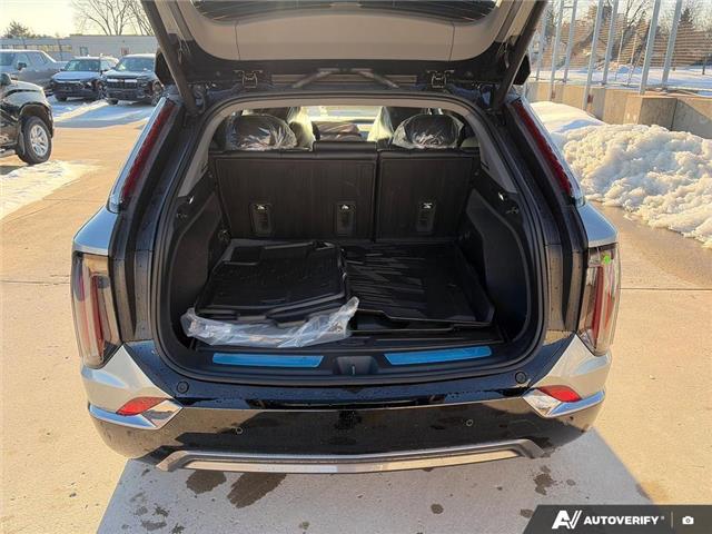 2026 Cadillac OPTIQ Sport (Stk: 2-13208) in Oshawa - Image 9 of 21