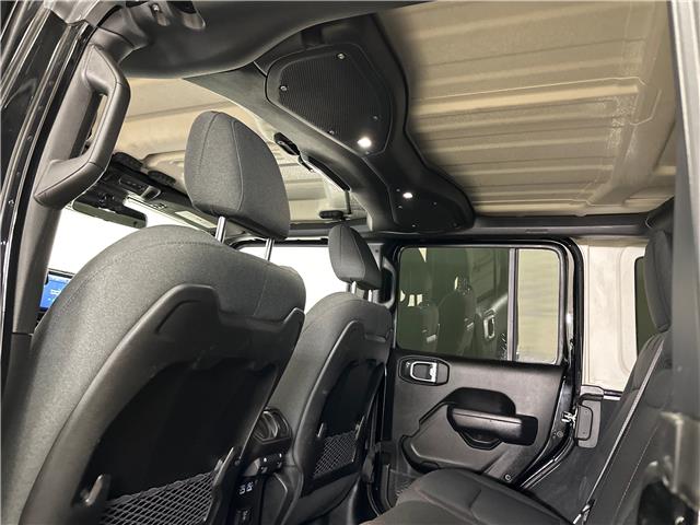 2024 Jeep Wrangler Rubicon (Stk: 43552J) in Belleville - Image 8 of 27
