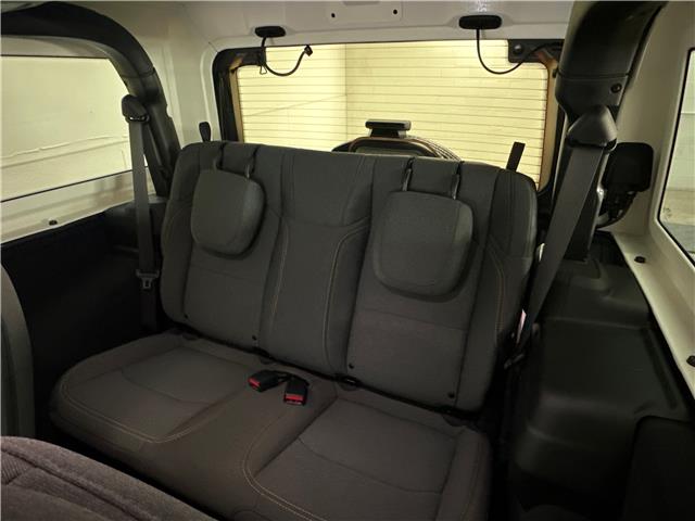 2024 Jeep Wrangler Sport (Stk: 43556J) in Belleville - Image 7 of 21