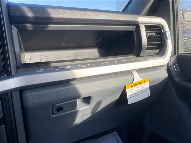 2026 Ford F-550 Chassis  (Stk: 2601580) in Ottawa - Image 15 of 20