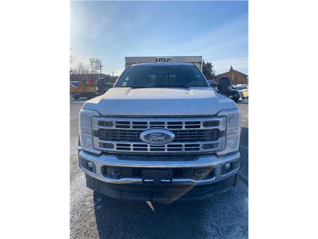 2026 Ford F-550 Chassis  (Stk: 2601580) in Ottawa - Image 3 of 20