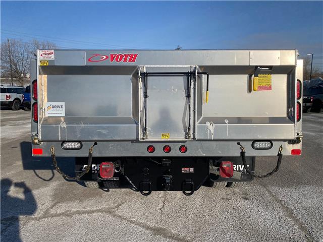 2026 Ford F-550 Chassis  (Stk: 2601580) in Ottawa - Image 5 of 20