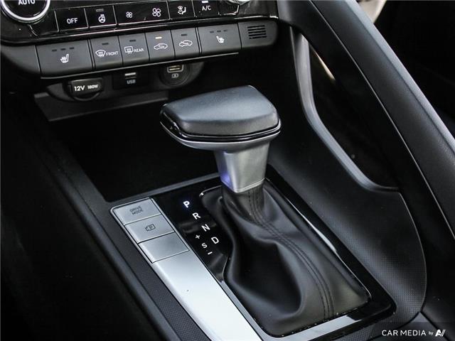 2022 Hyundai Elantra Preferred w/Sun & Tech Pkg (Stk: 103511) in London - Image 16 of 23