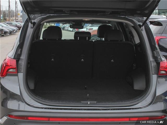 2023 Hyundai Santa Fe Preferred w/Trend Package (Stk: 116736) in London - Image 11 of 25