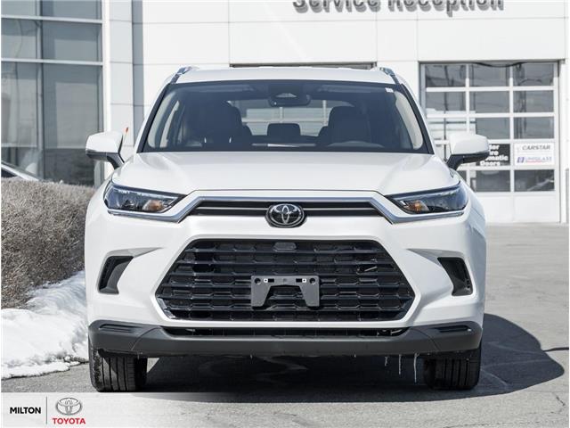 2024 Toyota Grand Highlander XLE (Stk: 014423) in Milton - Image 2 of 27