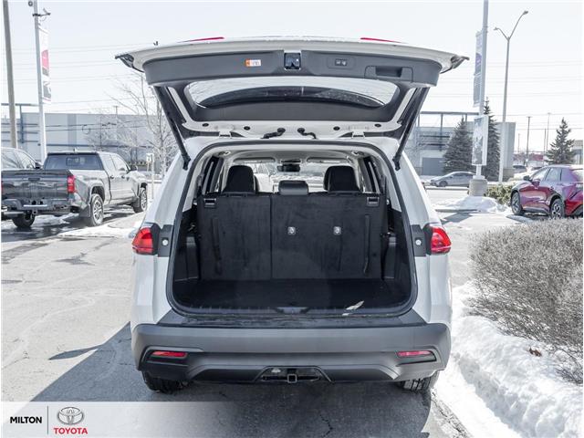 2024 Toyota Grand Highlander XLE (Stk: 014423) in Milton - Image 7 of 27