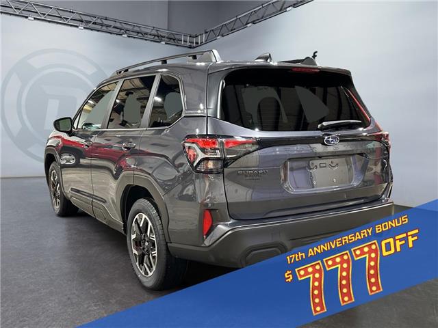 2026 Subaru Forester Convenience (Stk: 300127) in Lethbridge - Image 3 of 15