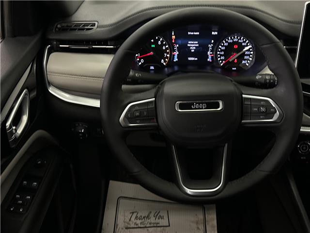 2024 Jeep Compass Limited (Stk: 43600J) in Belleville - Image 11 of 26