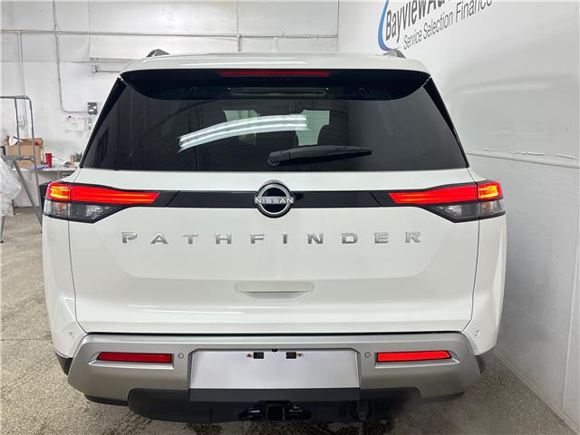 2024 Nissan Pathfinder SV (Stk: 43596J) in Belleville - Image 6 of 27