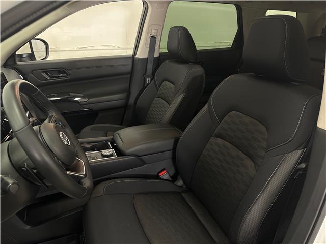 2024 Nissan Pathfinder SV (Stk: 43596J) in Belleville - Image 13 of 27