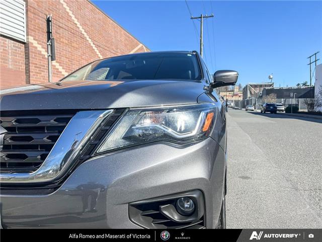 2017 Nissan Pathfinder Platinum (Stk: 237551) in Victoria - Image 6 of 23