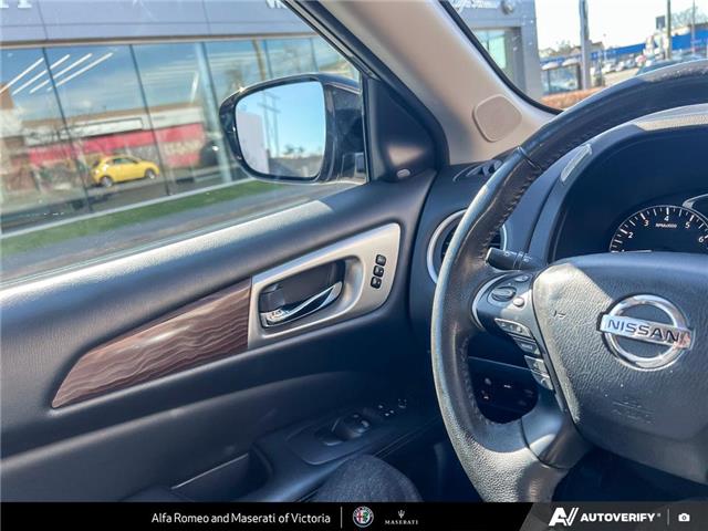 2017 Nissan Pathfinder Platinum (Stk: 237551) in Victoria - Image 15 of 23