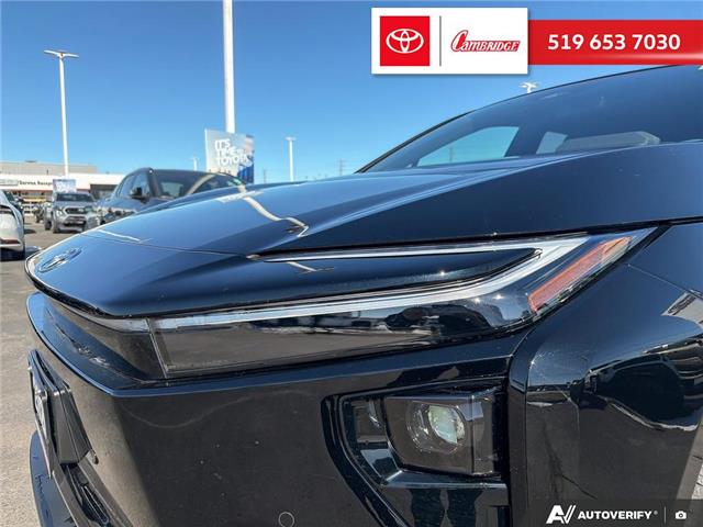 2026 Toyota bZ XLE (Stk: 2602021) in Cambridge - Image 8 of 25