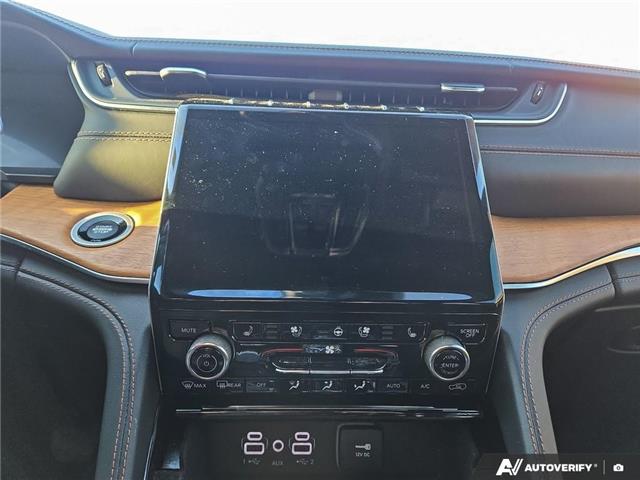 2021 Jeep Grand Cherokee L Summit (Stk: 960) in Kitchener - Image 18 of 24