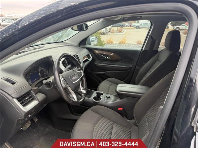 2020 GMC Terrain SLE (Stk: 302991) in Lethbridge - Image 5 of 6
