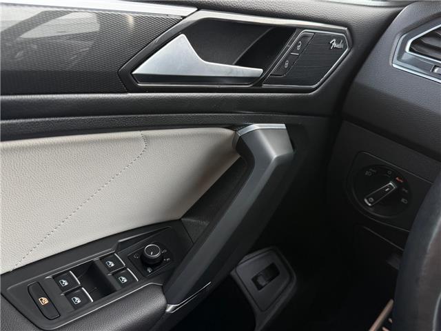 2018 Volkswagen Tiguan Highline (Stk: 260449A) in Calgary - Image 11 of 18